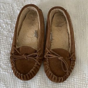 Bearpaw Moccasins